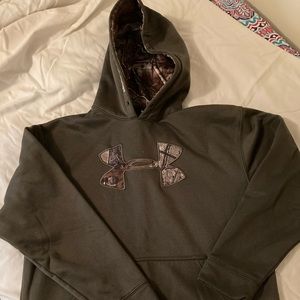Under armor camo hoodie